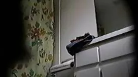 Đảng biến thành sống ...
