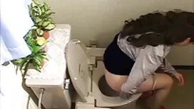 Màu tóc cô gái với b ...