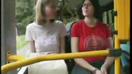 Tình qua lỗ hổng tro ...