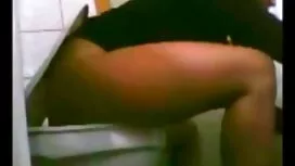 Cô bé Thalia Diaz gá ...